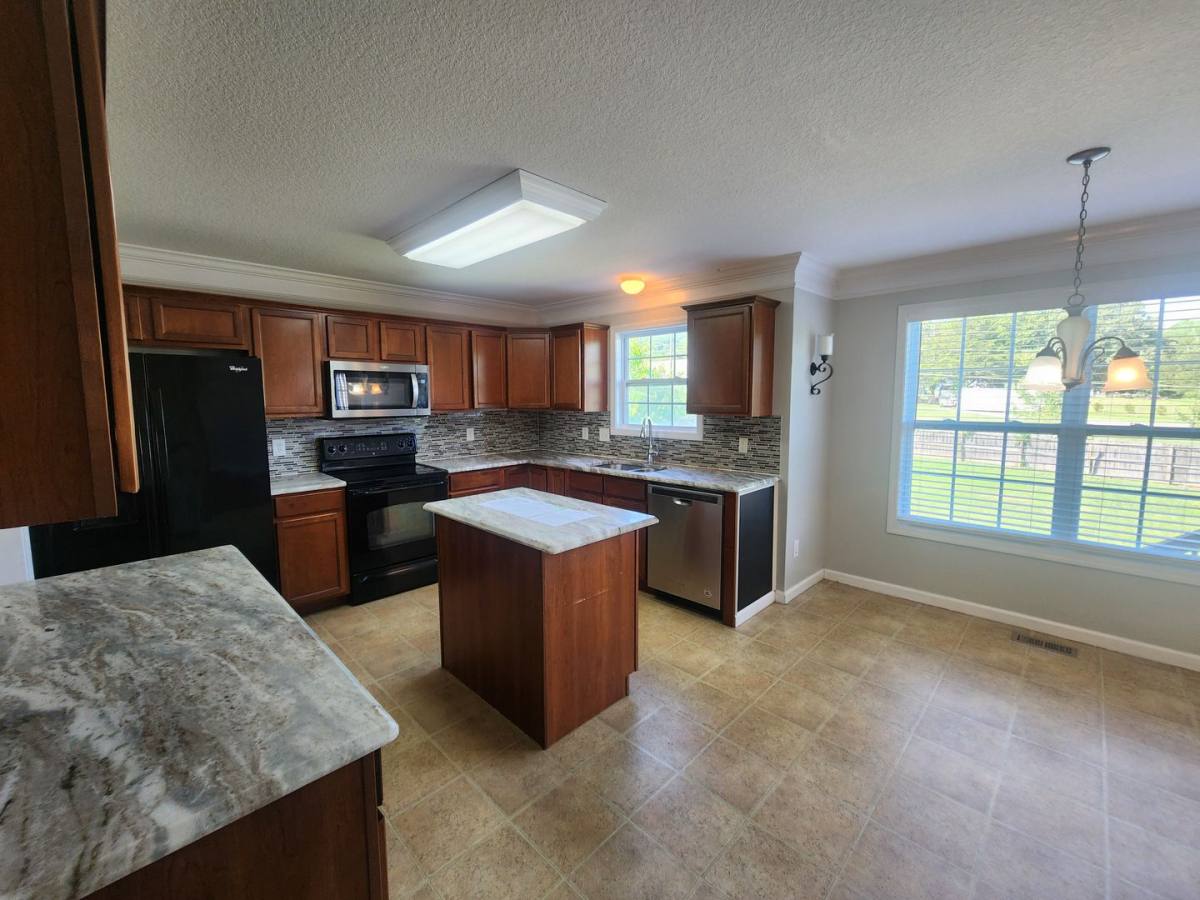 House for rent at 3346 Hunt Crest Rd, Knoxville, TN 37931