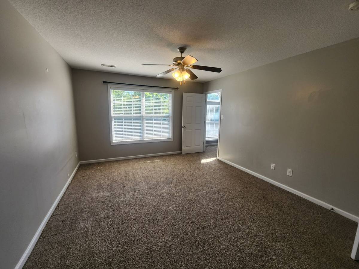 House for rent at 3346 Hunt Crest Rd, Knoxville, TN 37931