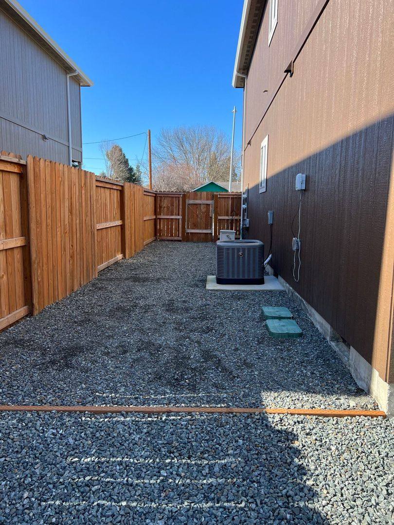 Apartment for rent at 1861 & 1863 Lillian St, Medford, OR 97501