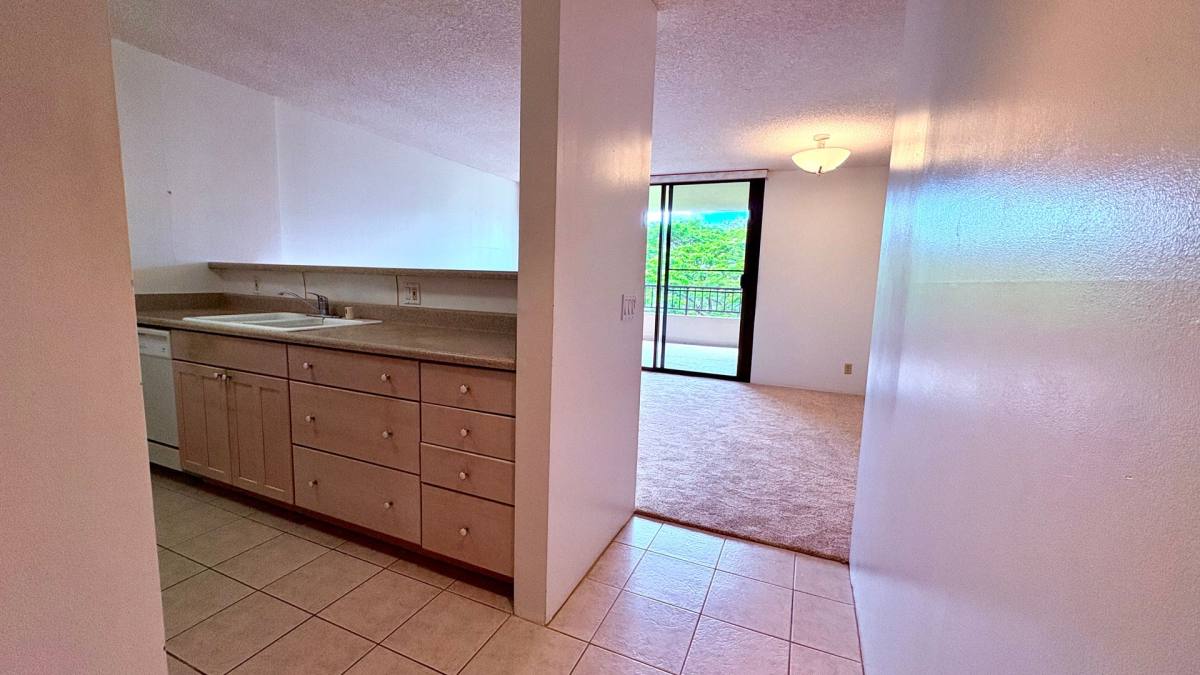Apartment for rent at 55 S Judd St, Honolulu, HI 96817