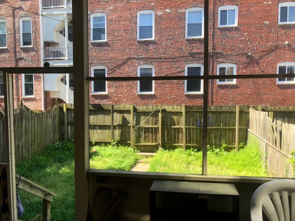 House for rent at 2829 W Grace St, Richmond, VA 23221
