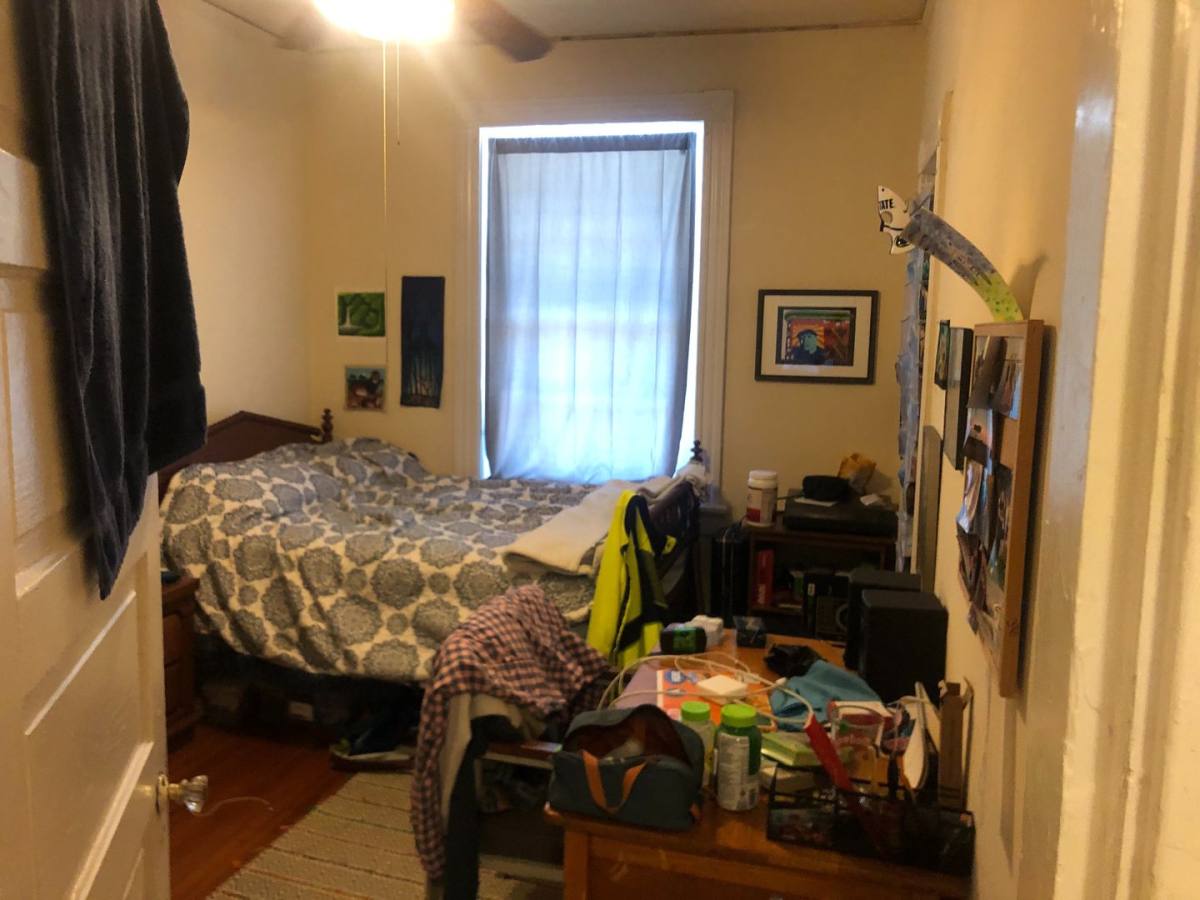 House for rent at 2829 W Grace St, Richmond, VA 23221