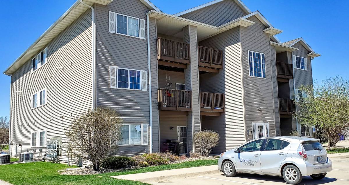 Condo for rent at 460 Kansas Ave, North Liberty, IA 52317