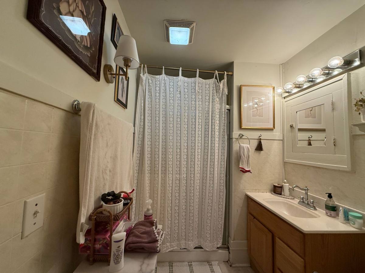 House for rent at 731 Rundell St, Iowa City, IA 52240