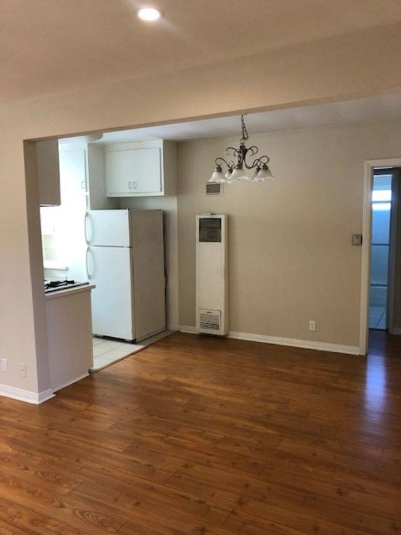 Apartment for rent at 14521 Margate St, Van Nuys, CA 91411