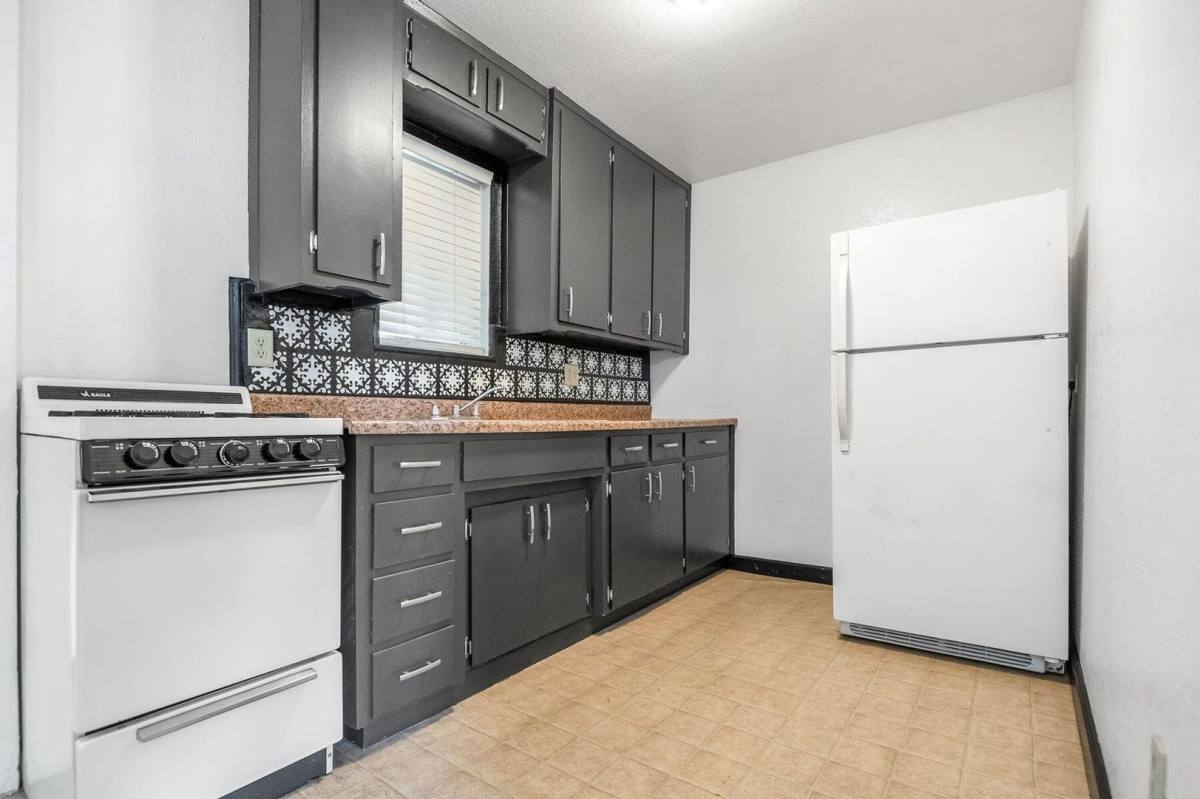 House for rent at 502 Harris, Hanford, CA 93230