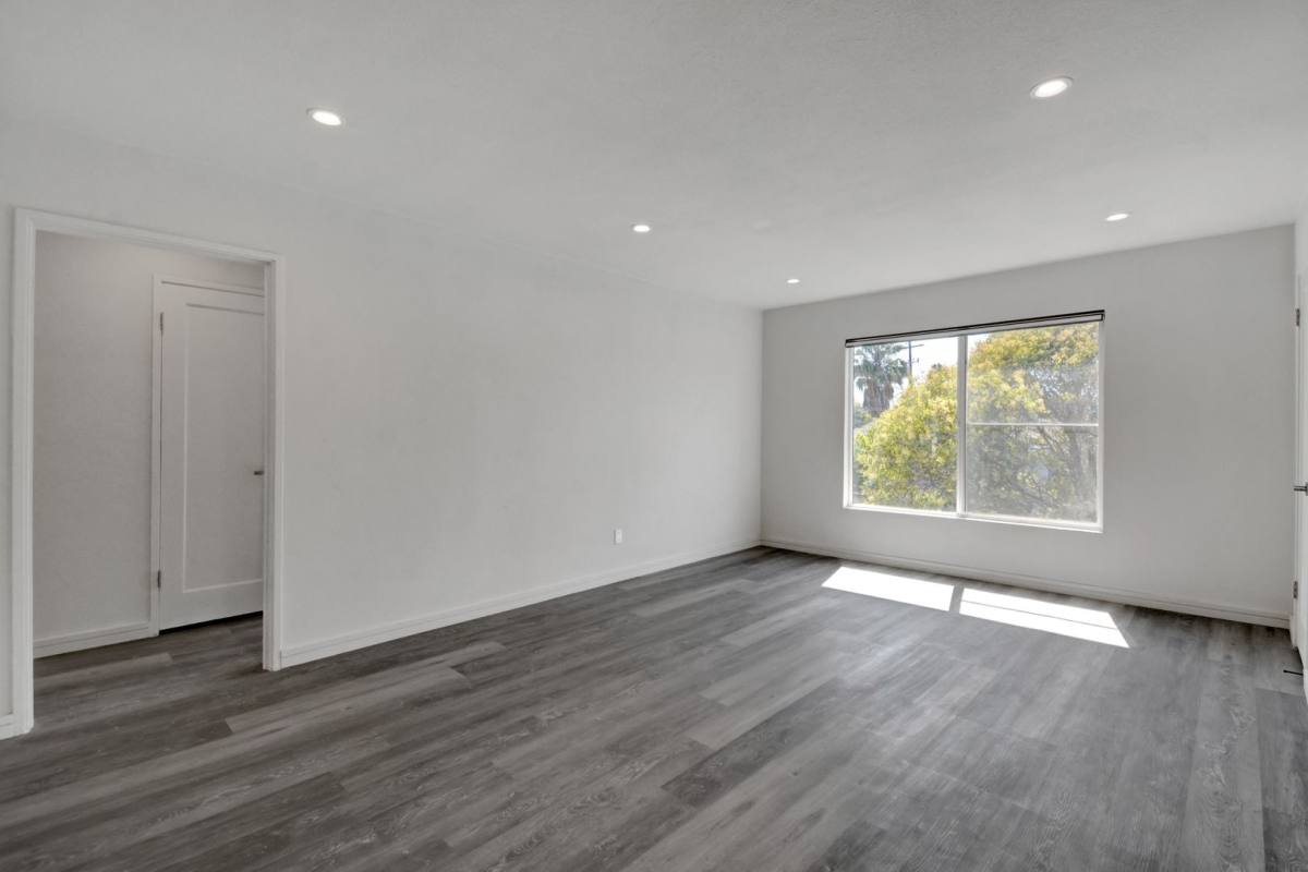 Apartment for rent at 531-539 Cedar St, Redwood City, CA 94063