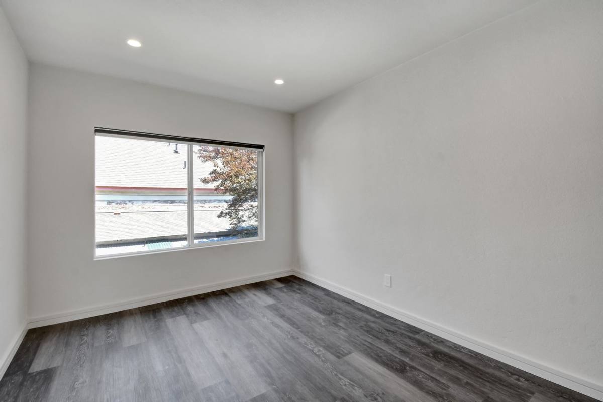 Apartment for rent at 531-539 Cedar St, Redwood City, CA 94063