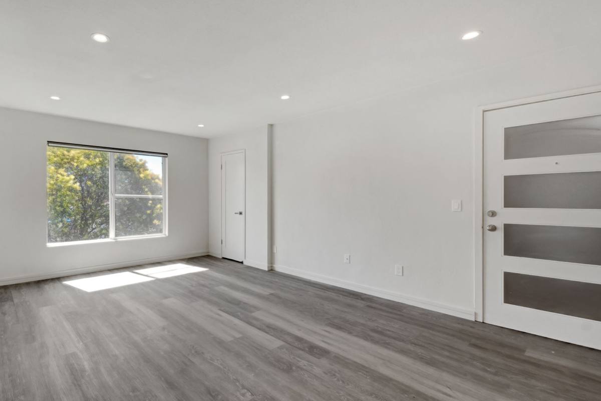 Apartment for rent at 531-539 Cedar St, Redwood City, CA 94063