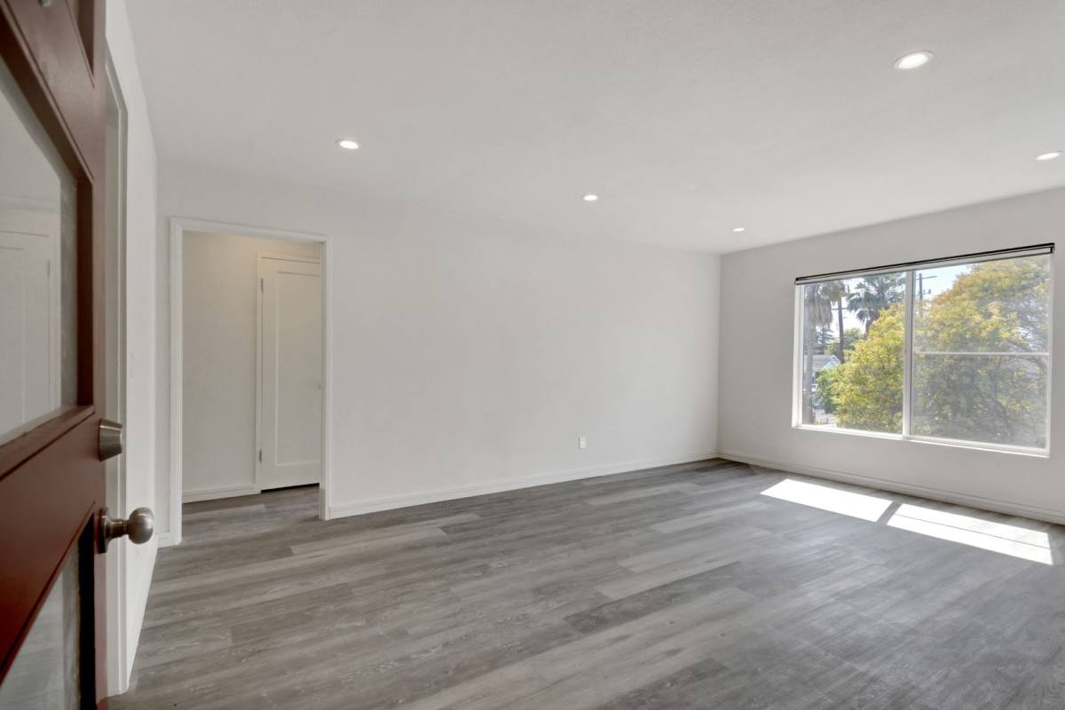Apartment for rent at 531-539 Cedar St, Redwood City, CA 94063