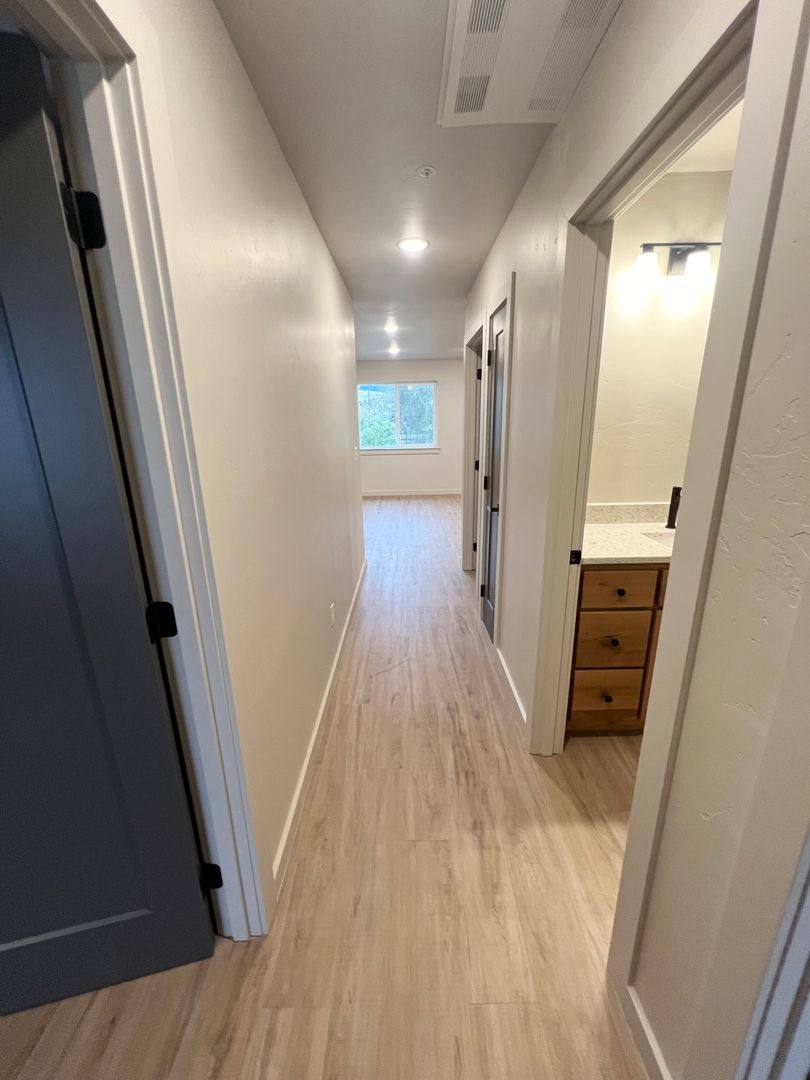 Apartment for rent at 1607 Willow St, La Grande, OR 97850