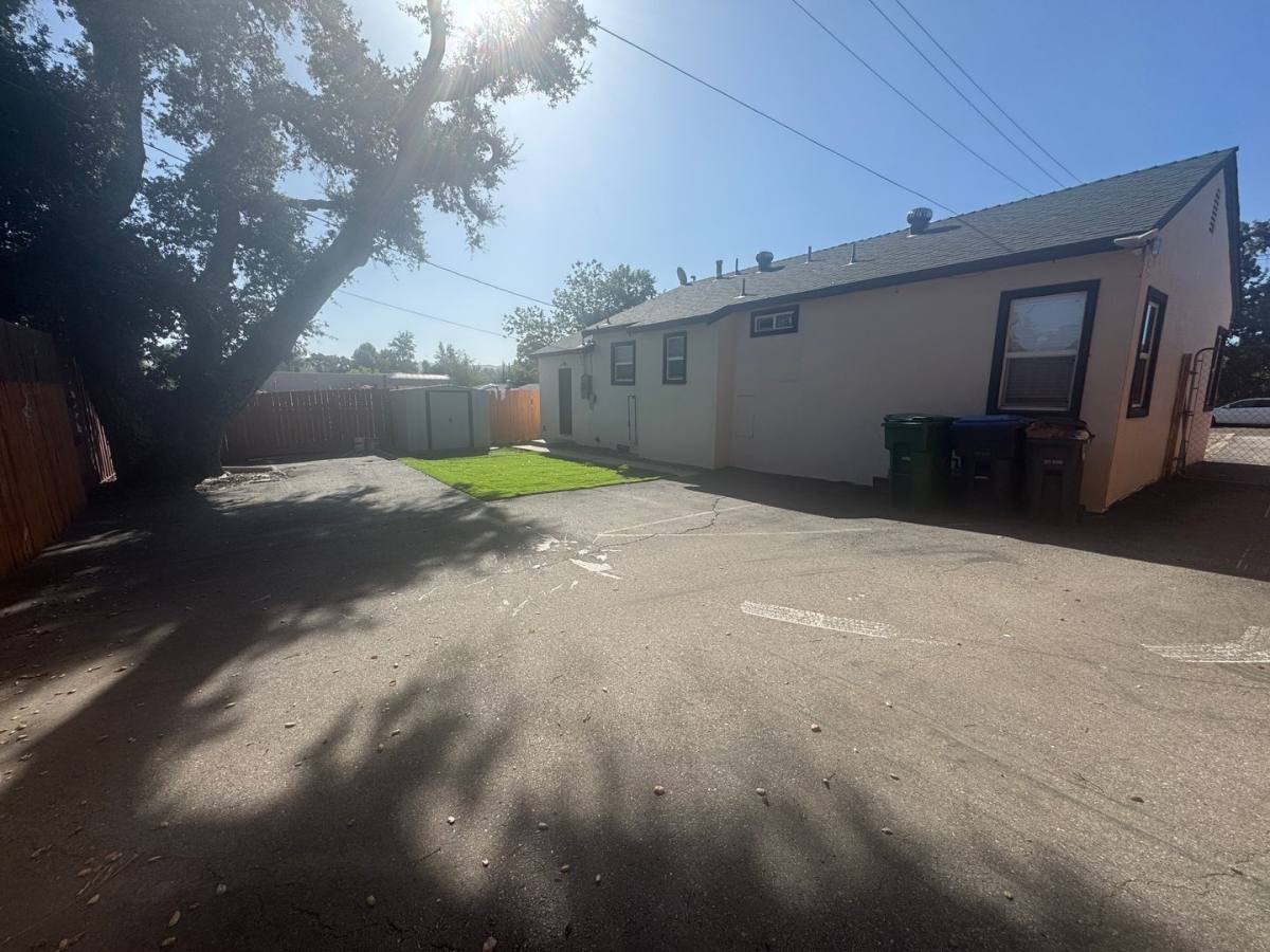 House for rent at 9165 San Gabriel Rd, Atascadero, CA 93422