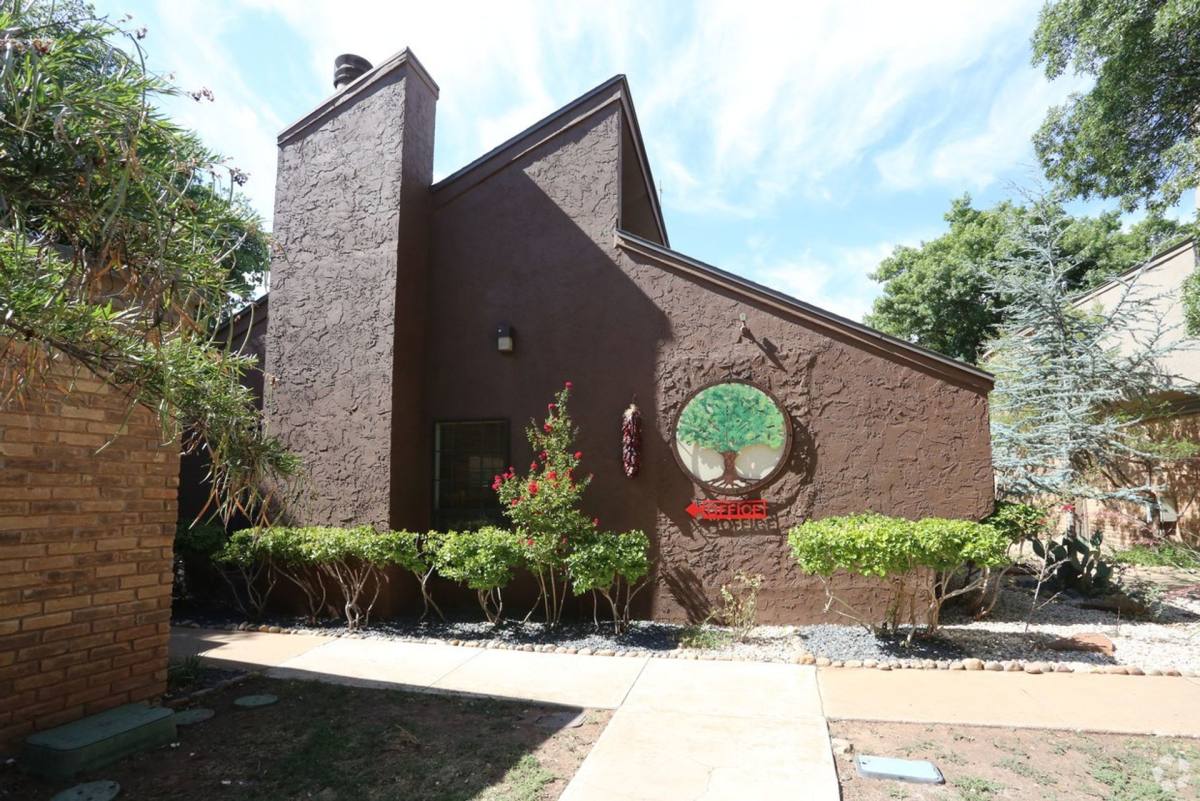 Apartment for rent at 5302 11th St, Lubbock, TX 79416