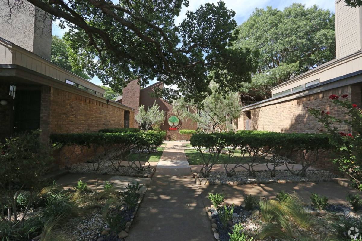 Apartment for rent at 5302 11th St, Lubbock, TX 79416