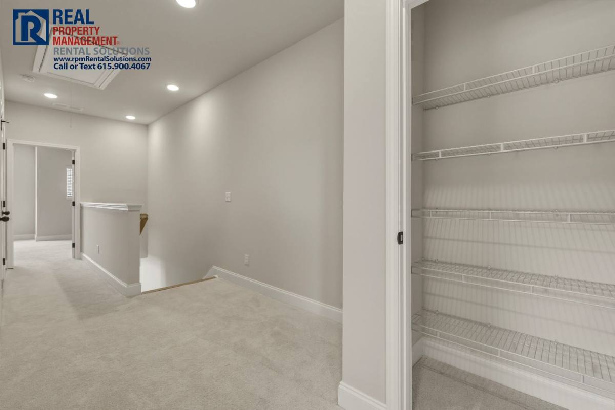 Townhouse for rent at 2718 Willowoak Trail, Murfreesboro, TN 37129