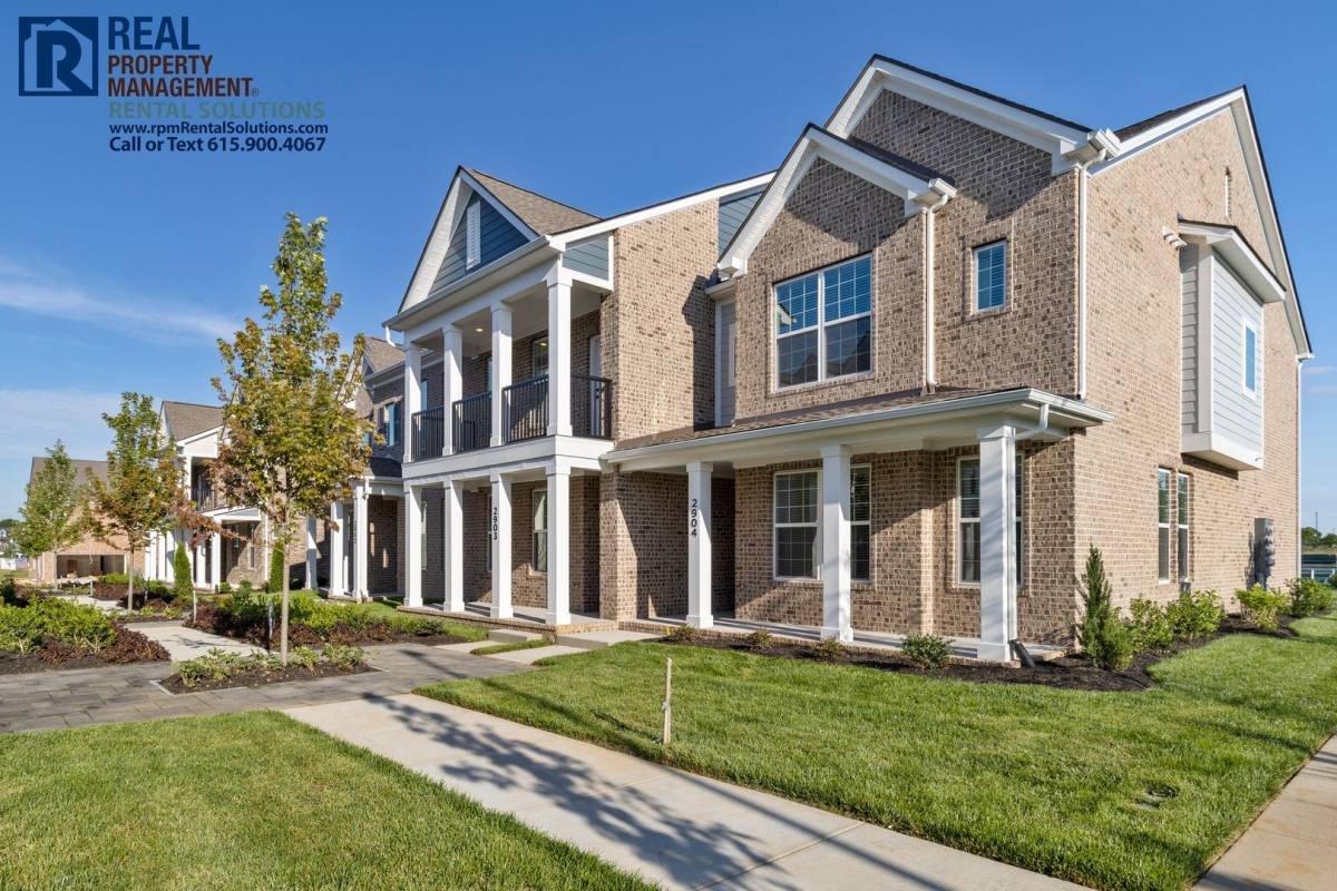 Townhouse for rent at 2718 Willowoak Trail, Murfreesboro, TN 37129