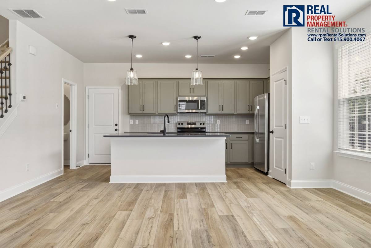 Townhouse for rent at 2718 Willowoak Trail, Murfreesboro, TN 37129
