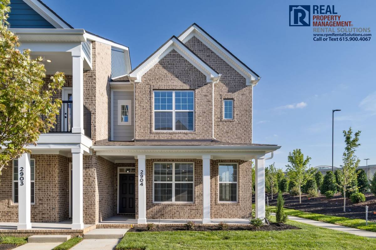 Townhouse for rent at 2718 Willowoak Trail, Murfreesboro, TN 37129