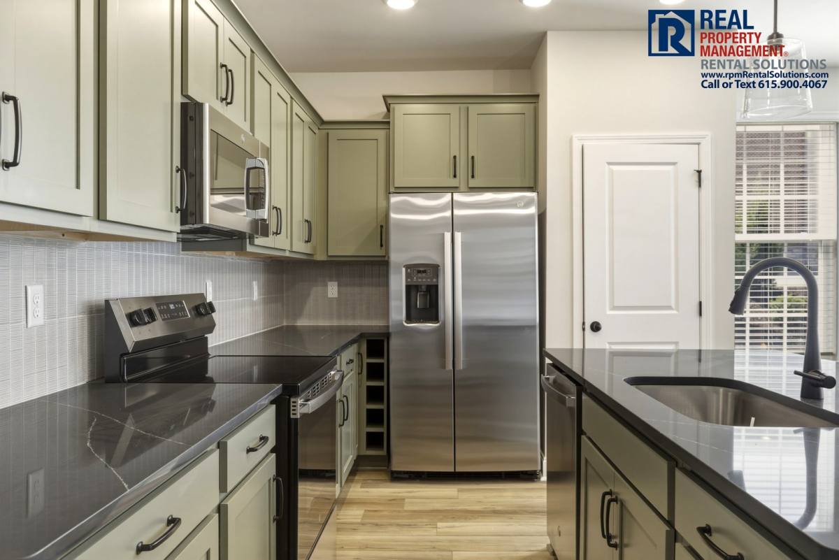 Townhouse for rent at 2718 Willowoak Trail, Murfreesboro, TN 37129