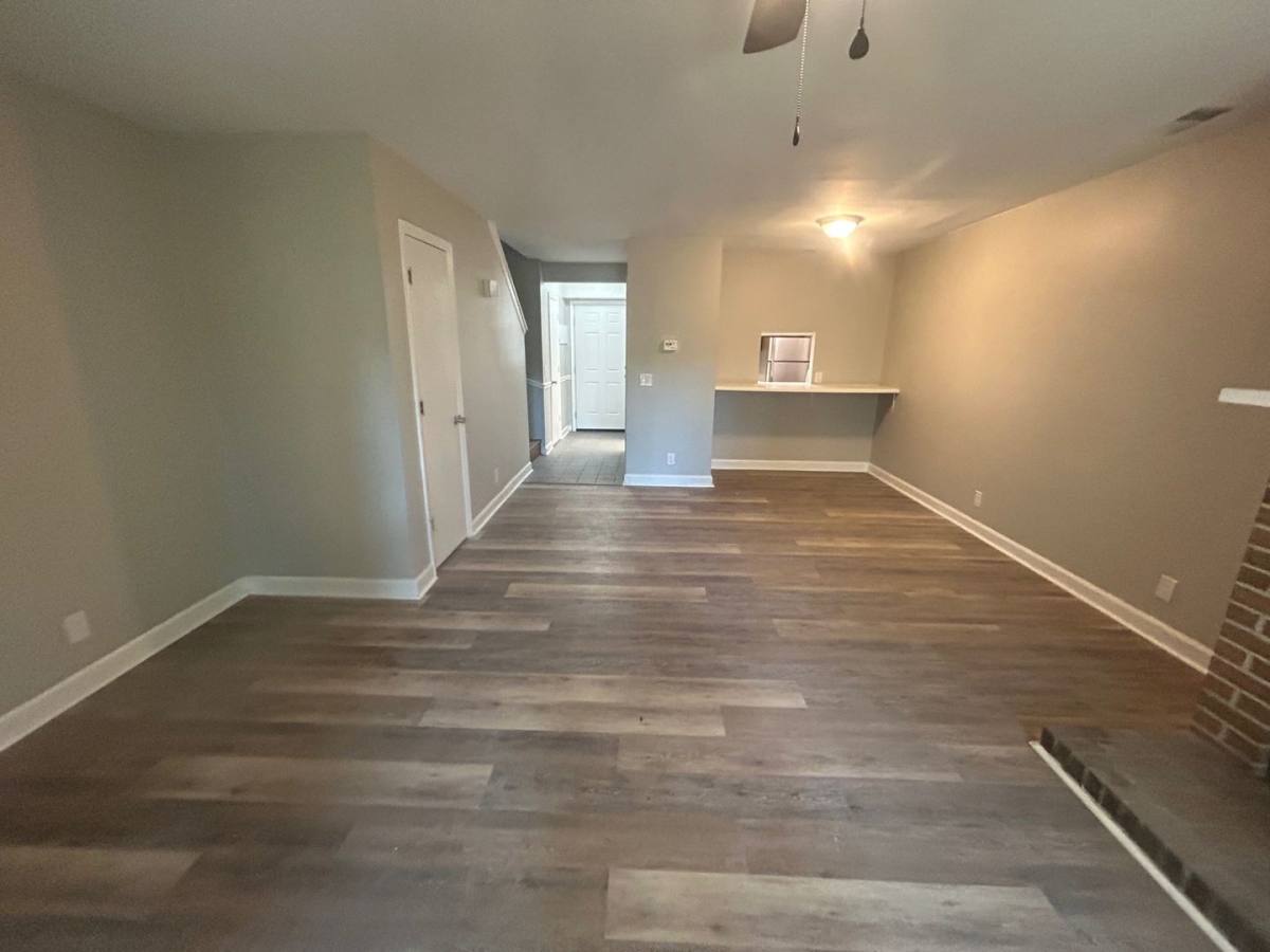 Townhouse for rent at 240-10 Jamil Rd, Columbia, SC 29210