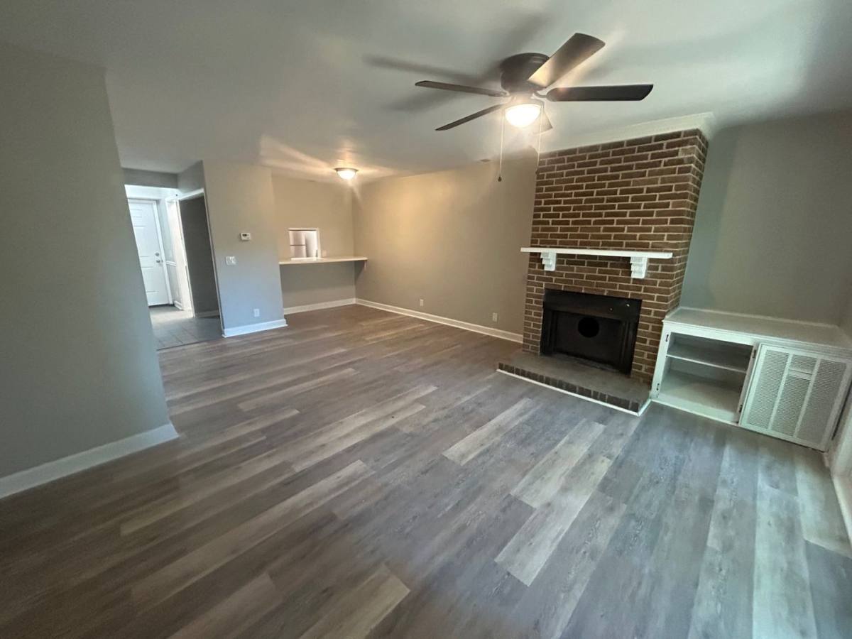 Townhouse for rent at 240-10 Jamil Rd, Columbia, SC 29210