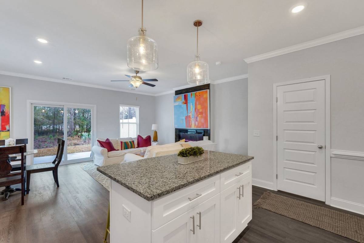Townhouse for rent at 91 Stafford Loop, Richmond Hill, GA 31324