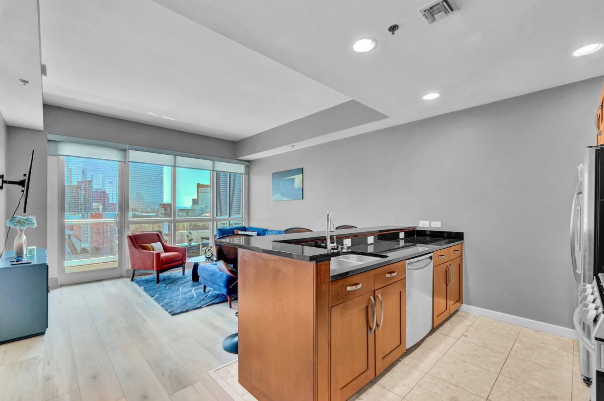 Condo for rent at 4525 Dean Martin Dr, Las Vegas, NV 89103