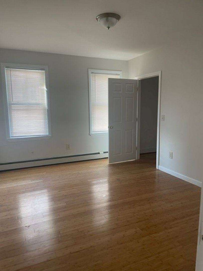 Apartment for rent at 86 Sutton St, Providence, RI 02903