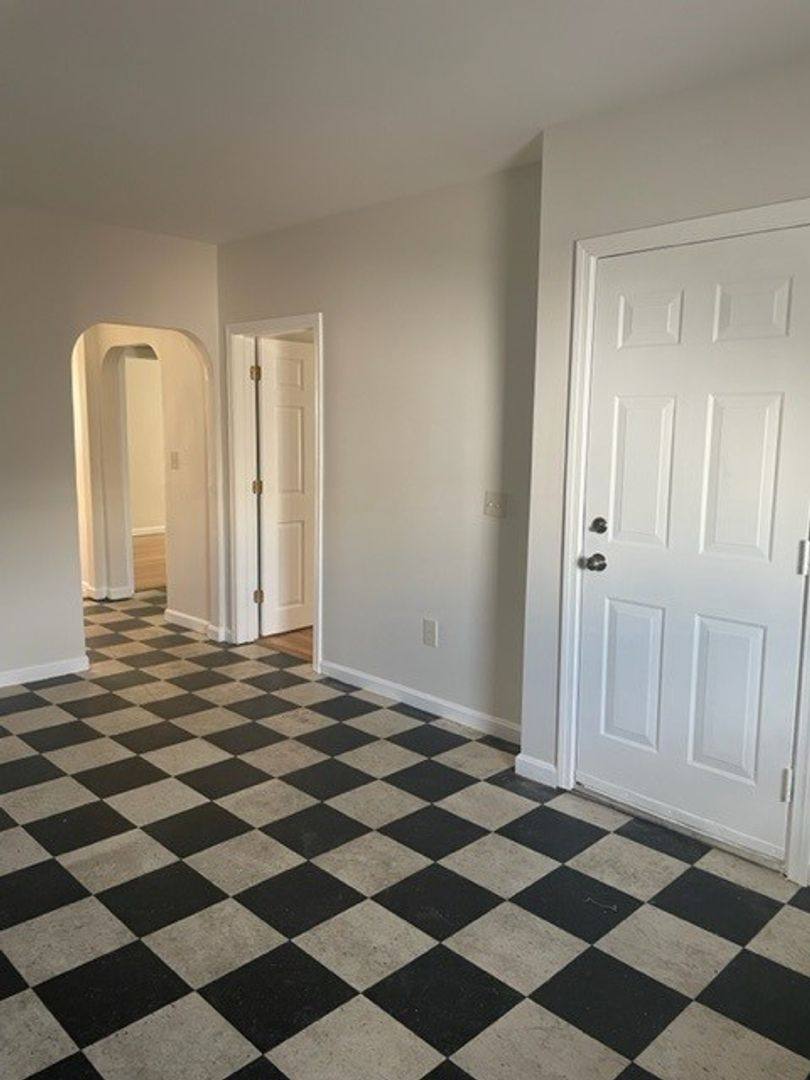 Apartment for rent at 86 Sutton St, Providence, RI 02903