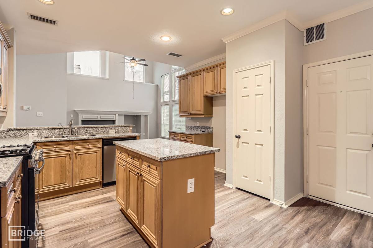 House for rent at 1105 Shores Blvd, Rockwall, TX 75087