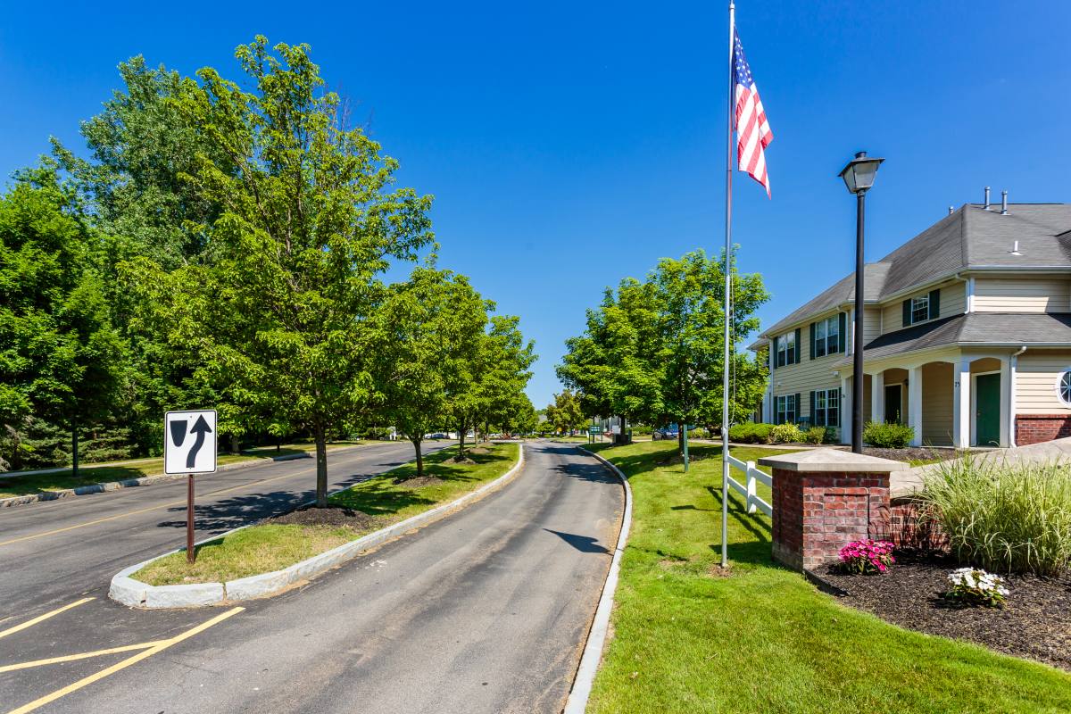Apartment for rent at 100 Hammocks Dr, Fairport, NY 14450