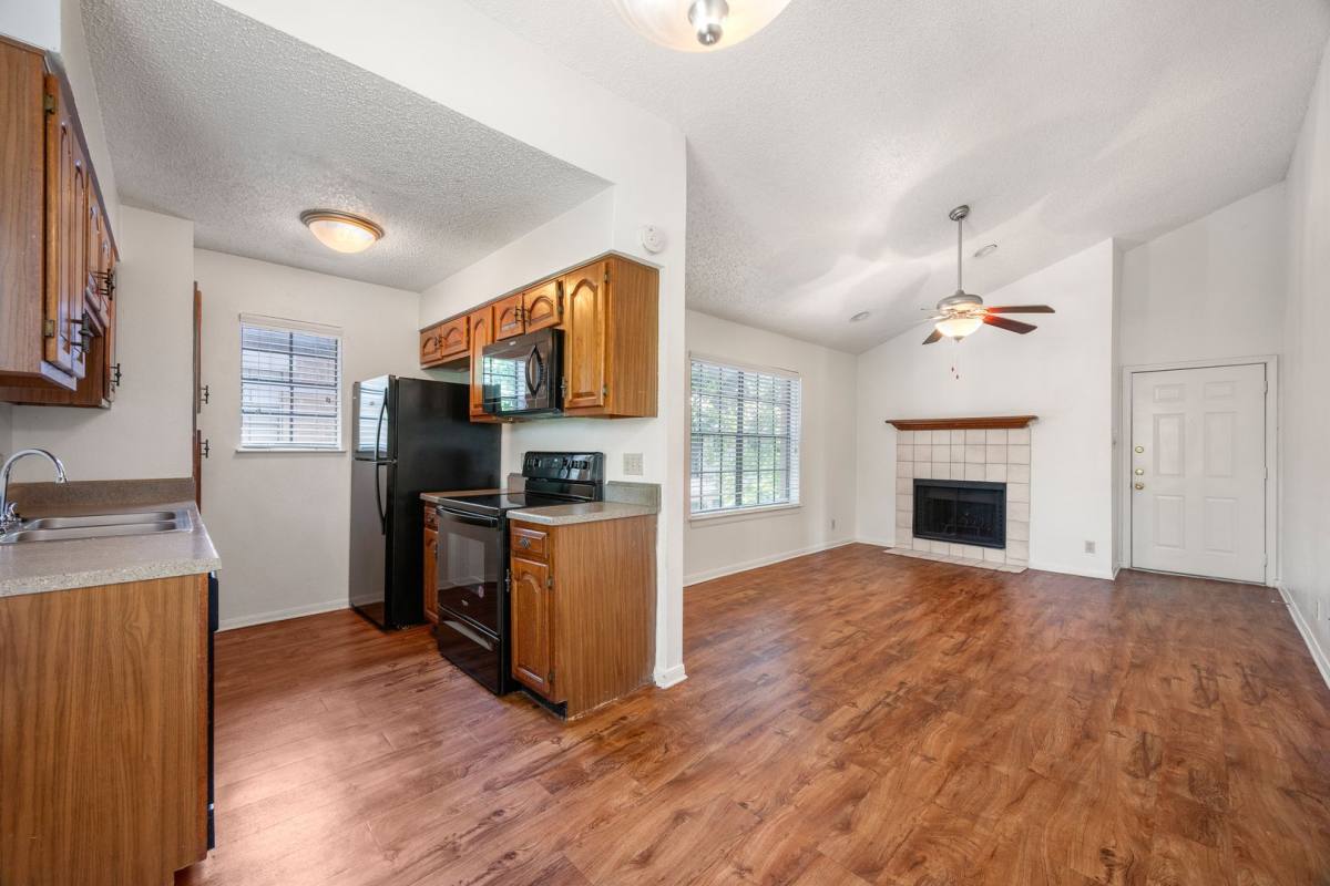 Condo for rent at 203 E 31st St, Austin, TX 78705