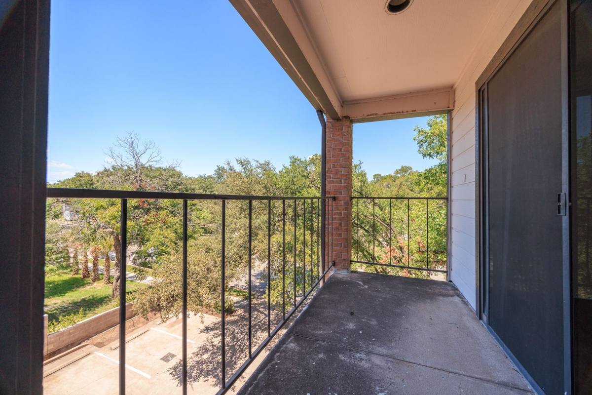Condo for rent at 203 E 31st St, Austin, TX 78705