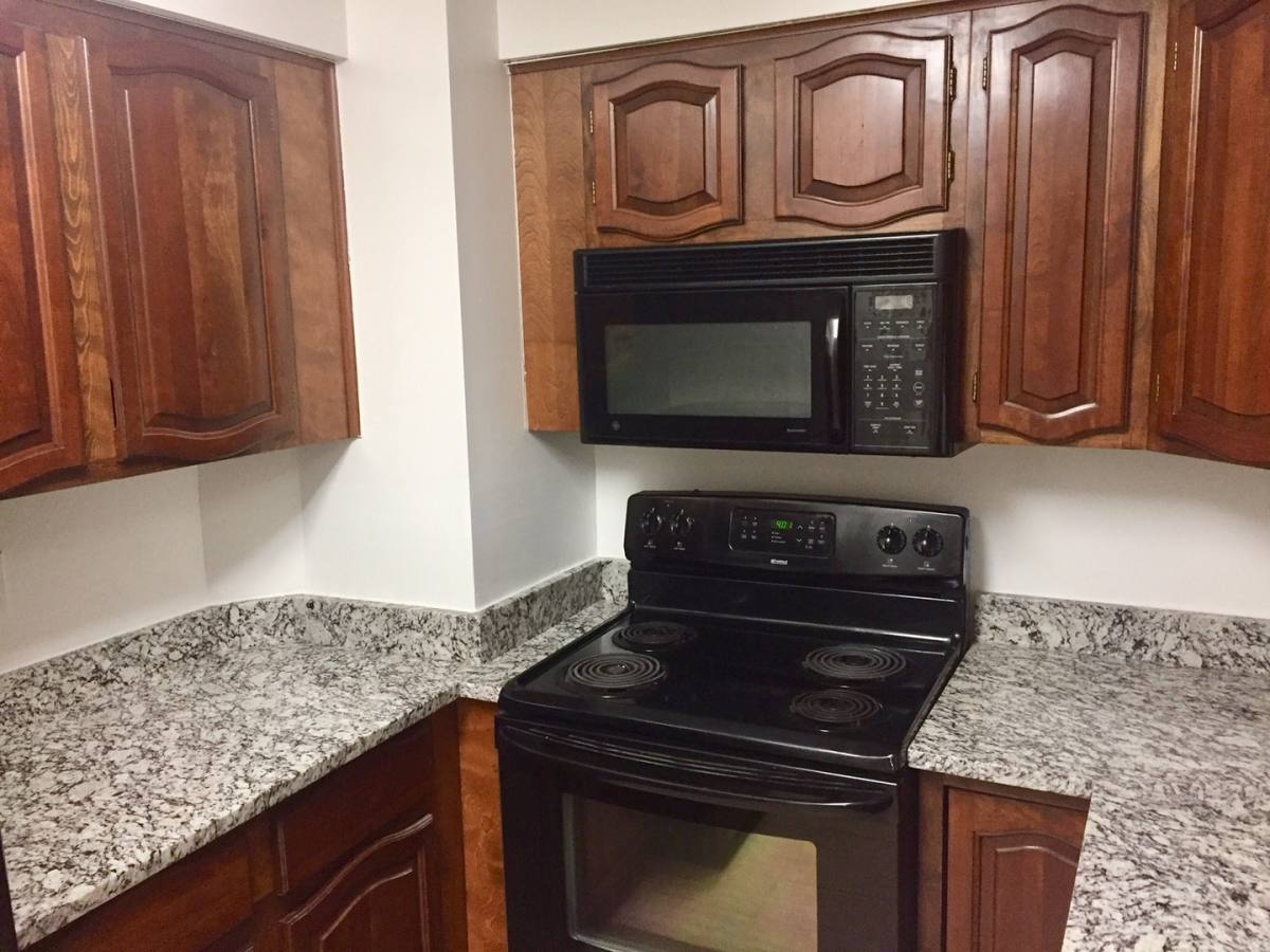 Apartment for rent at 1077 30th St NW, Washington, DC 20007