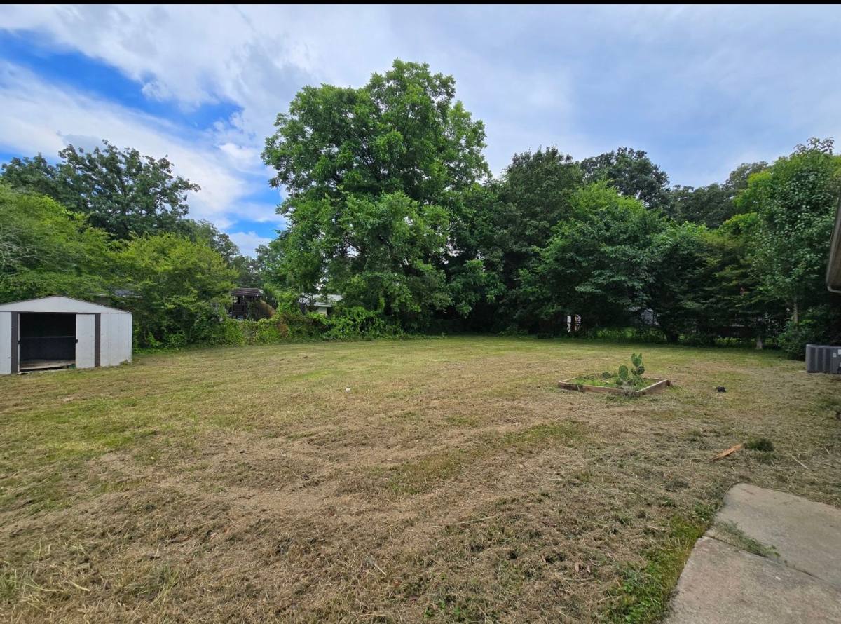 House for rent at 10 Lindsey Dr, Rome, GA 30165