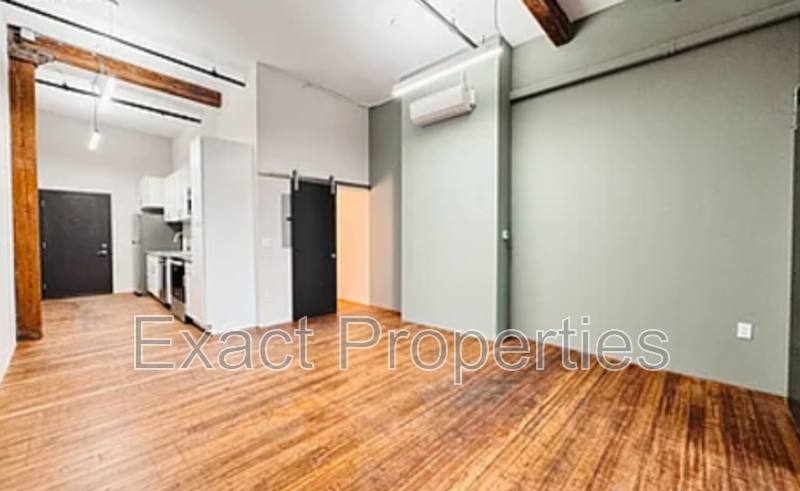 Apartment for rent at 800 Broadway Blvd, Kansas City, MO 64105
