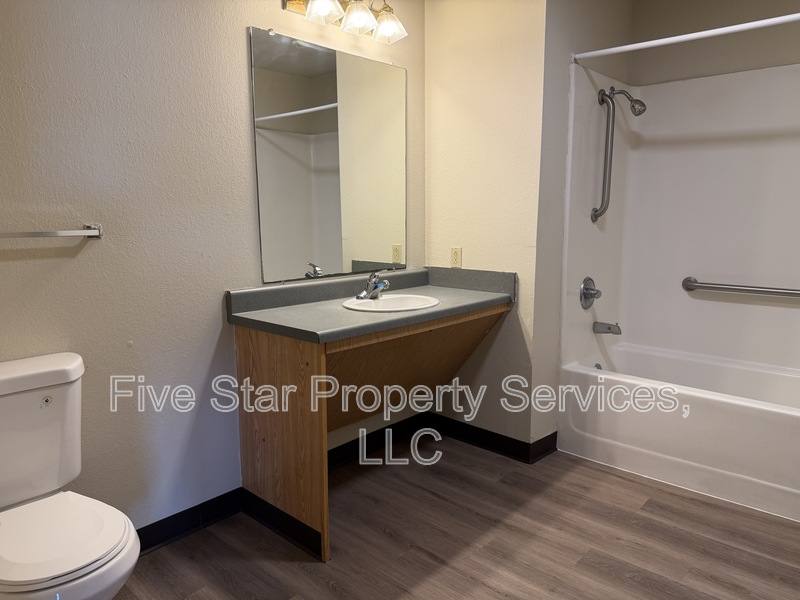 Townhouse for rent at 799 Titan Court, Chatham, IL 62629