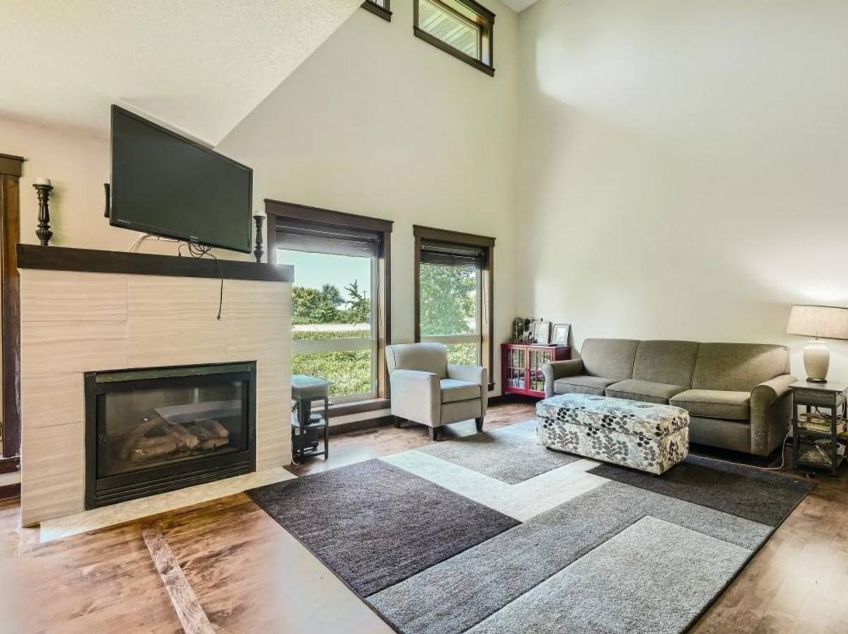 Townhouse for rent at 18102 Vance Circle NW, Elk River, MN 55330