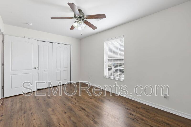 Apartment for rent at 3 Village Dr, Cape Girardeau, MO 63701