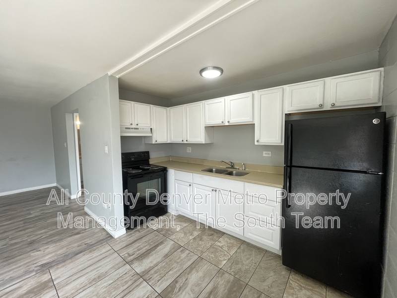 Apartment for rent at 1590 Clinton St, Aurora, CO 80010