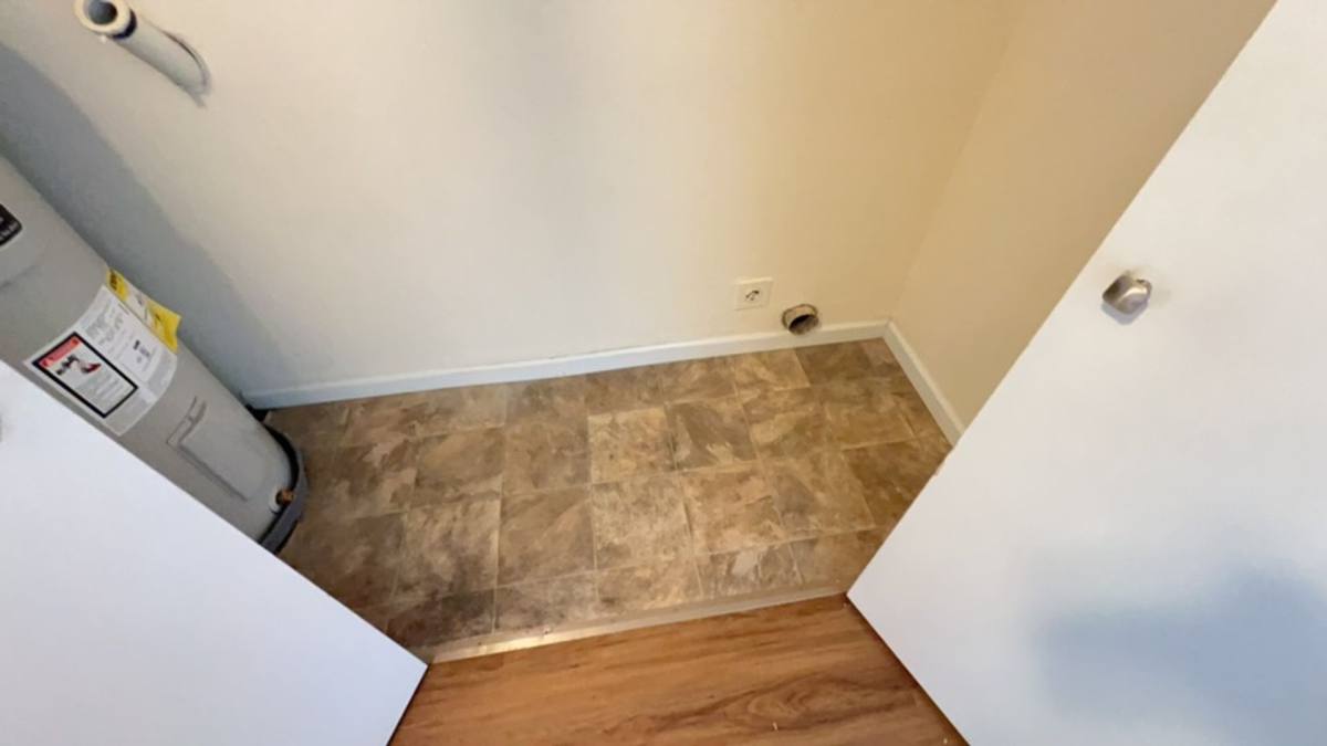 Apartment for rent at 727 SW Bridge St, Grants Pass, OR 97526
