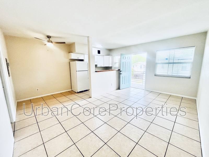 Apartment for rent at 115 7th Ave N #9, Saint Petersburg, FL 33701