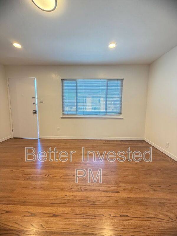 Apartment for rent at 2400 39th Ave #9, San Francisco, CA 94116