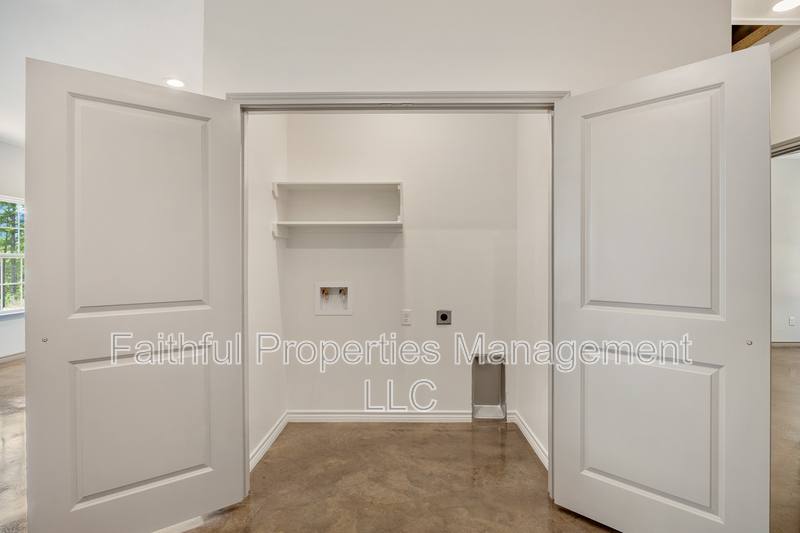Apartment for rent at 13554 Farm To Market Rd, Tyler, TX 75706