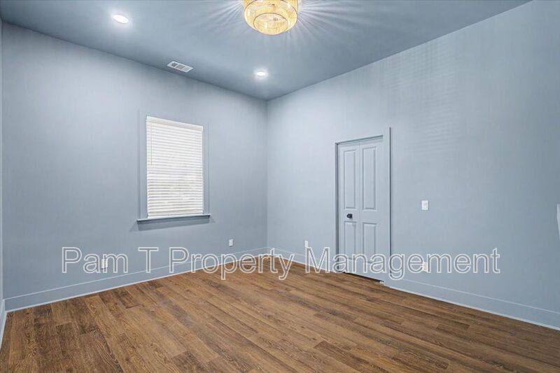 Apartment for rent at 638 E 37th St, Savannah, GA 31401