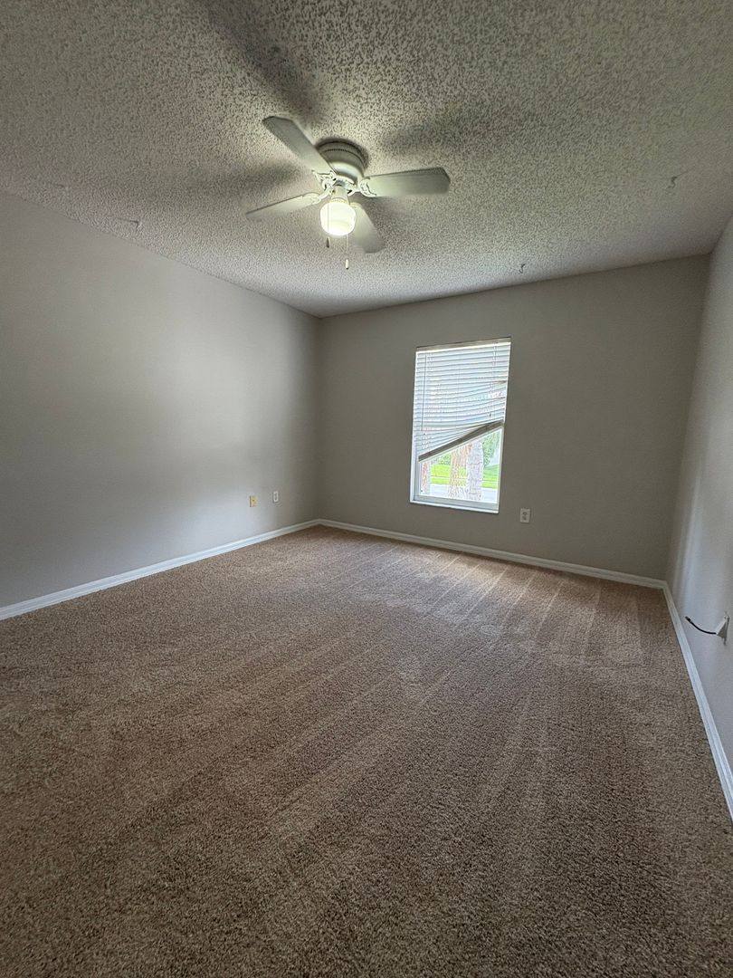 House for rent at 121 Carmel Bay Dr, Sanford, FL 32771