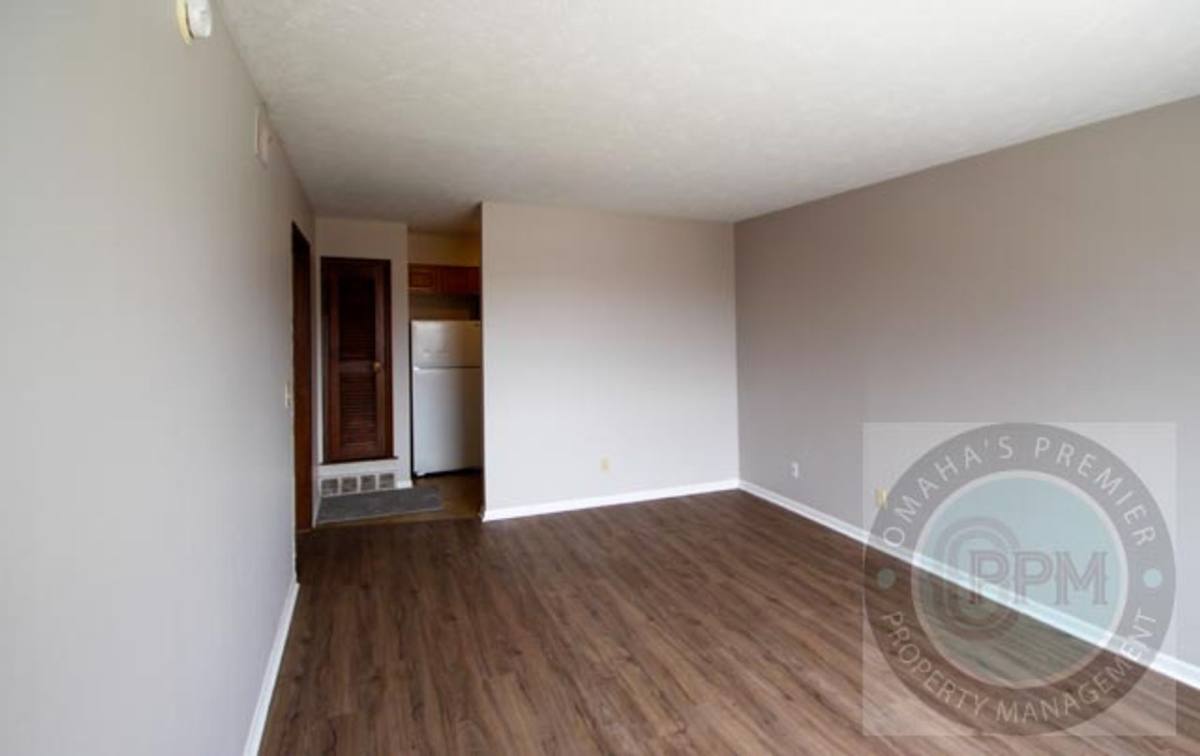 Apartment for rent at 1016 N 47th Ave, Omaha, NE 68132