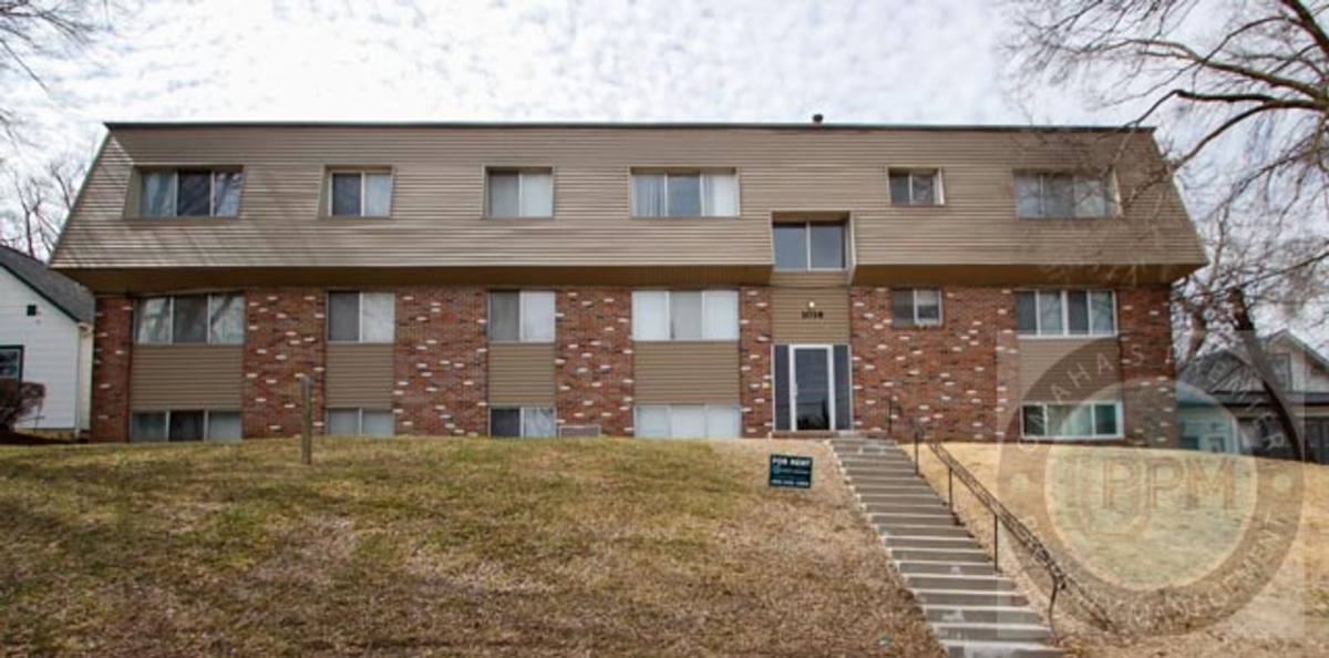 Apartment for rent at 1016 N 47th Ave, Omaha, NE 68132