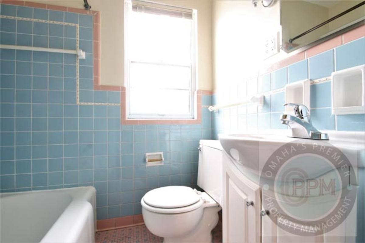 Apartment for rent at 3518 California St, Omaha, NE 68131