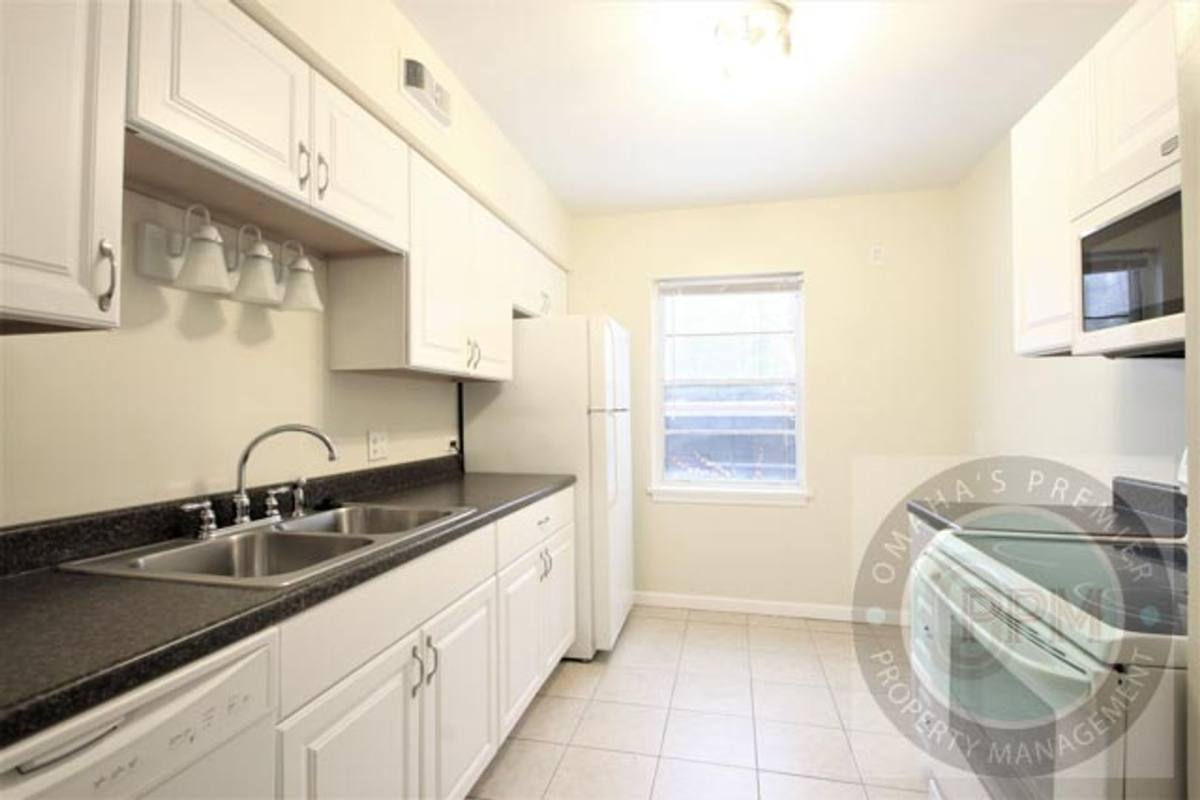 Apartment for rent at 3518 California St, Omaha, NE 68131